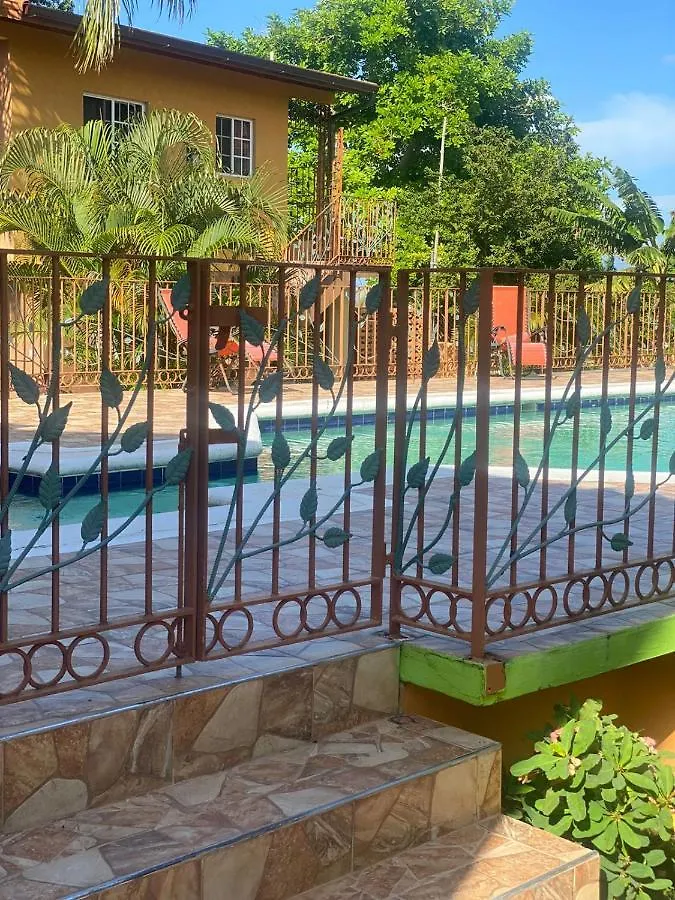 Montego Bay, Ironshore Luxury Studio Jamaica